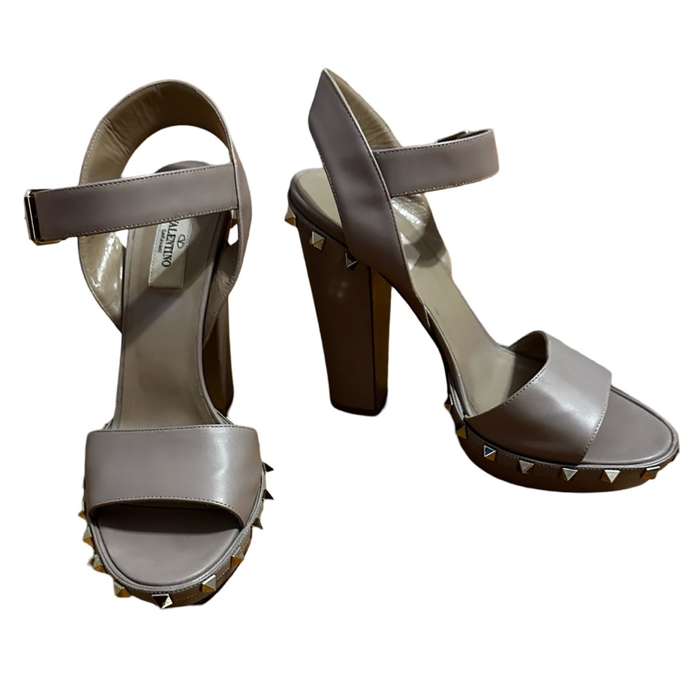 Valentino Garavani Rockstud Taupe Sandals Heels